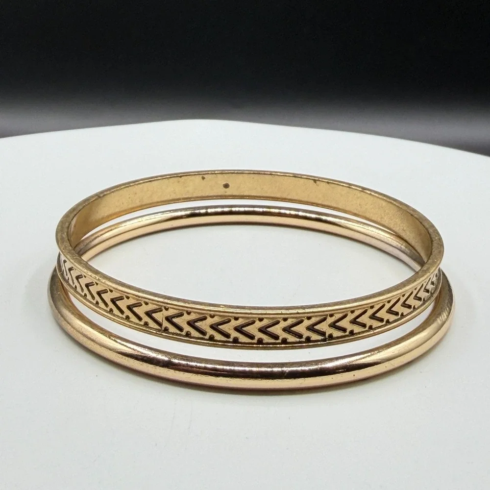 Gold Tone Set of 2 Bangle Bracelets Chevron Pattern Boho Stack Statement Gift